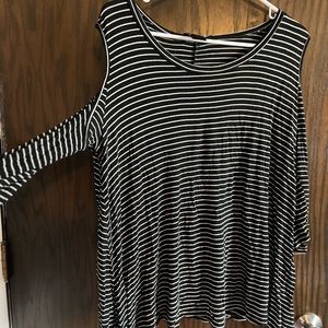 Striped blouse open shoulder